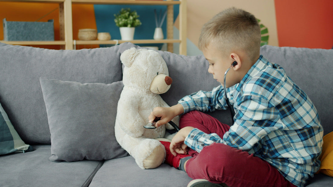 Why do Kids Love Pretend Play and How does It Helps Them Grow?