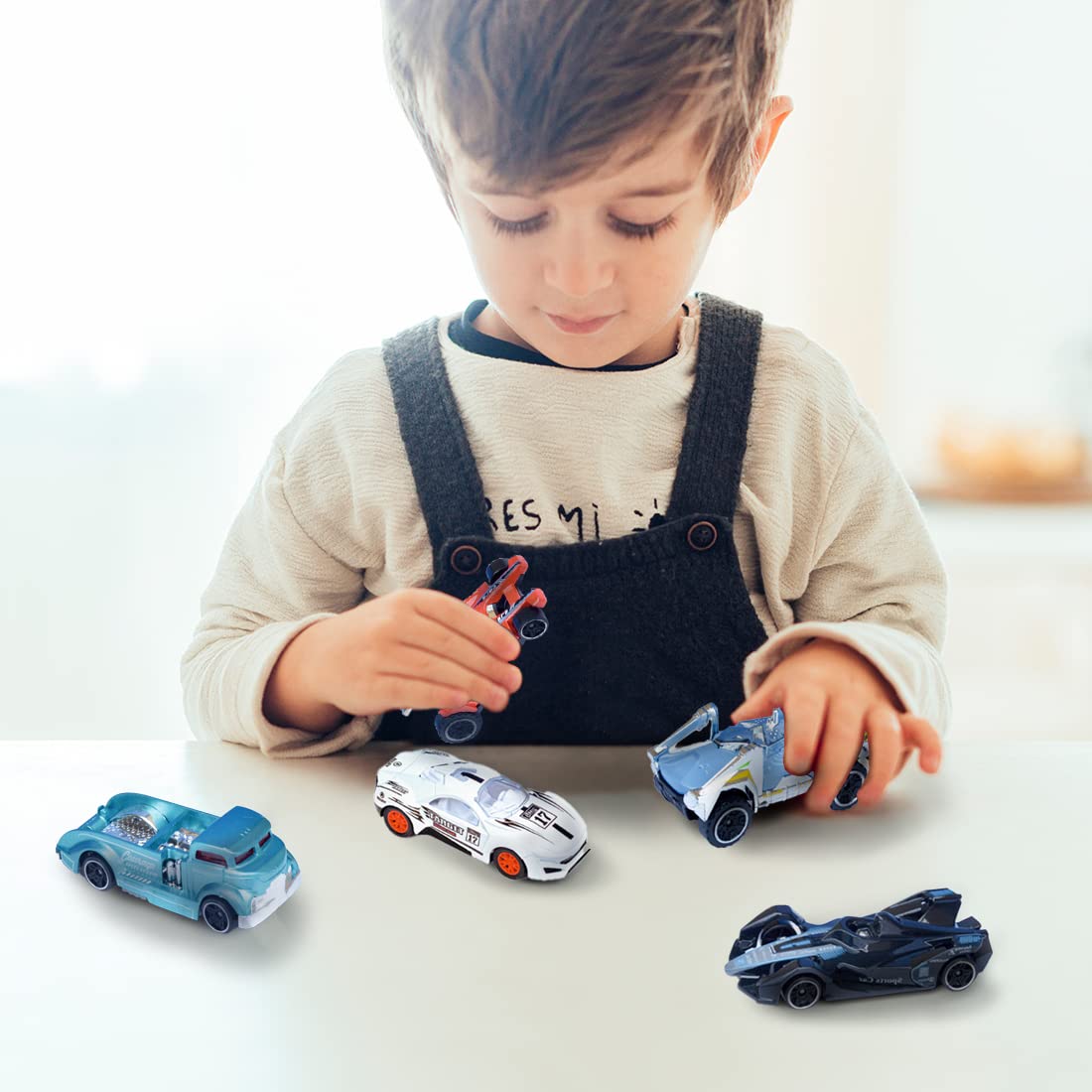Set of Mini 1:64 Scale Die-Cast Free Wheel Toy Cars (Assorted Colors, 3 Pcs)